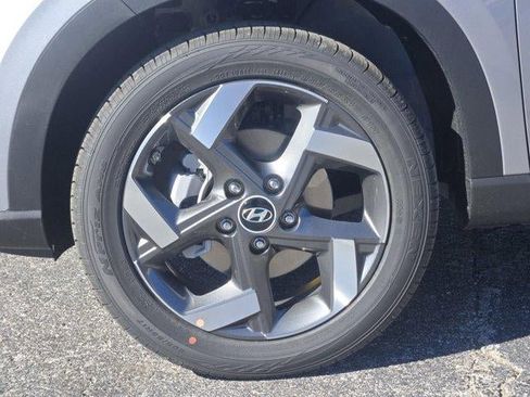 New 2026 Hyundai Venue SEL image 8