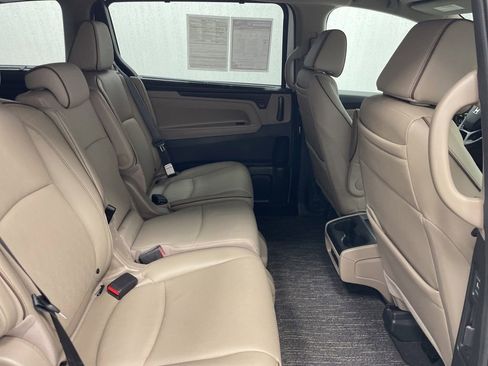 Used 2021 Honda Odyssey Elite image 34