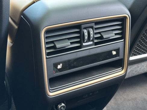 New 2026 Porsche Cayenne S image 15