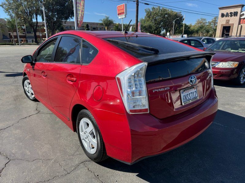 Used 2010 Toyota Prius Three w/ Navigation Pkg FWD image 8