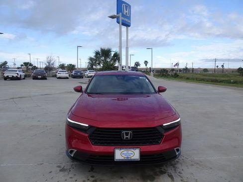 New 2026 Honda Accord Touring image 2