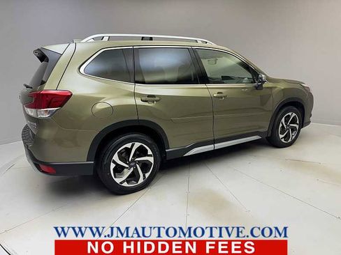 Used 2022 Subaru Forester Touring image 5