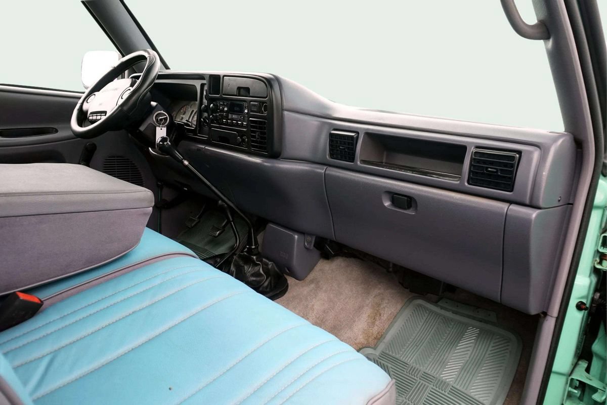 Used 1997 Dodge Ram 1500 Truck 4x4 Club Cab image 15