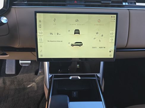 New 2026 Land Rover Range Rover SE image 21