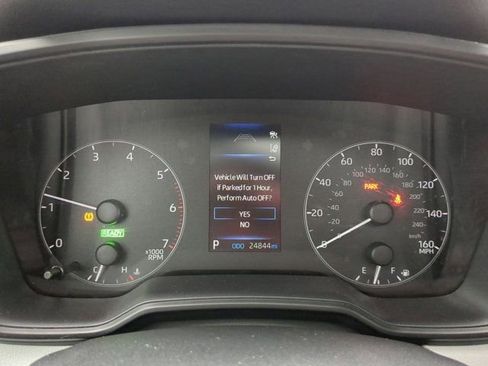 Certified 2023 Toyota Corolla SE w/ SE Package image 11