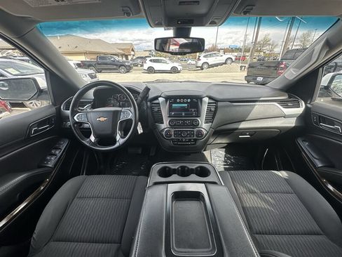 Used 2020 Chevrolet Suburban LS w/ Max Trailering Package AWD/4WD image 4