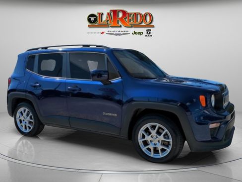 Used 2020 Jeep Renegade Latitude w/ Popular Equipment Group image 2