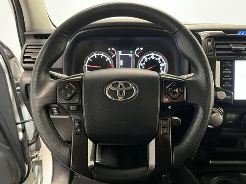 Used 2021 Toyota 4Runner TRD Off-Road Premium AWD/4WD image 6