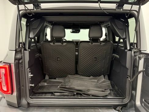 Used 2023 Ford Bronco Wildtrak image 34