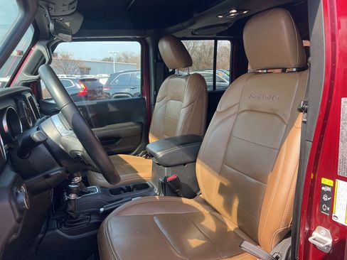 Used 2021 Jeep Wrangler Unlimited Sahara w/ LED Lighting Group image 17