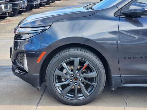 Used 2023 Chevrolet Equinox RS w/ RS Leather Package image 9