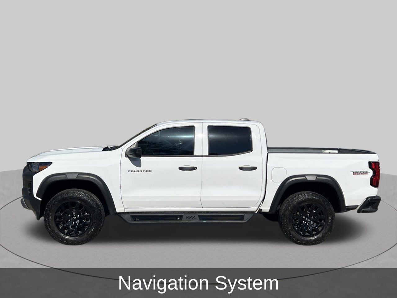 Used 2024 Chevrolet Colorado Trail Boss w/ Advanced Trailering Package AWD/4WD image 2