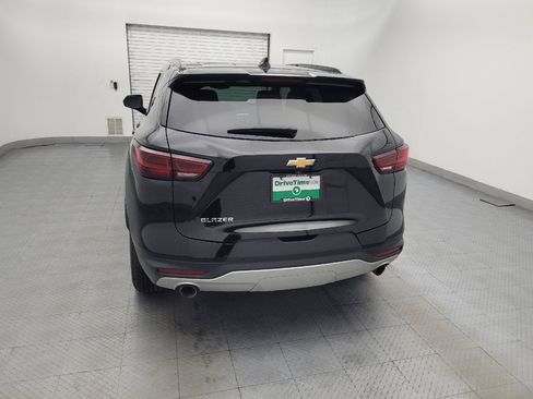 Used 2024 Chevrolet Blazer LT w/ Convenience Package FWD image 6