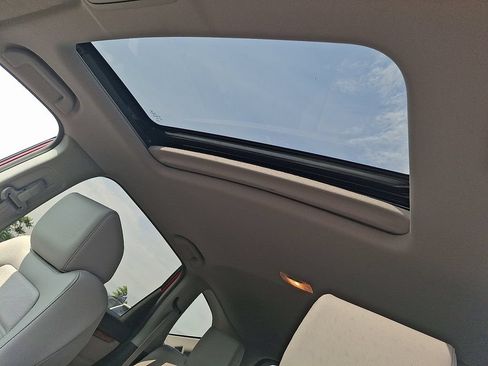 Used 2022 Honda CR-V Touring image 15