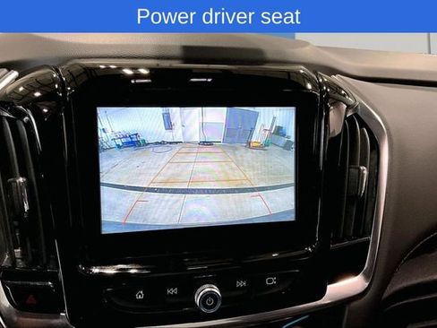 Used 2018 Chevrolet Traverse LT AWD/4WD image 17