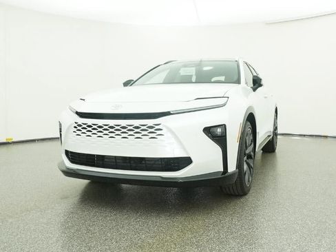 New 2026 Toyota Crown Signia image 32