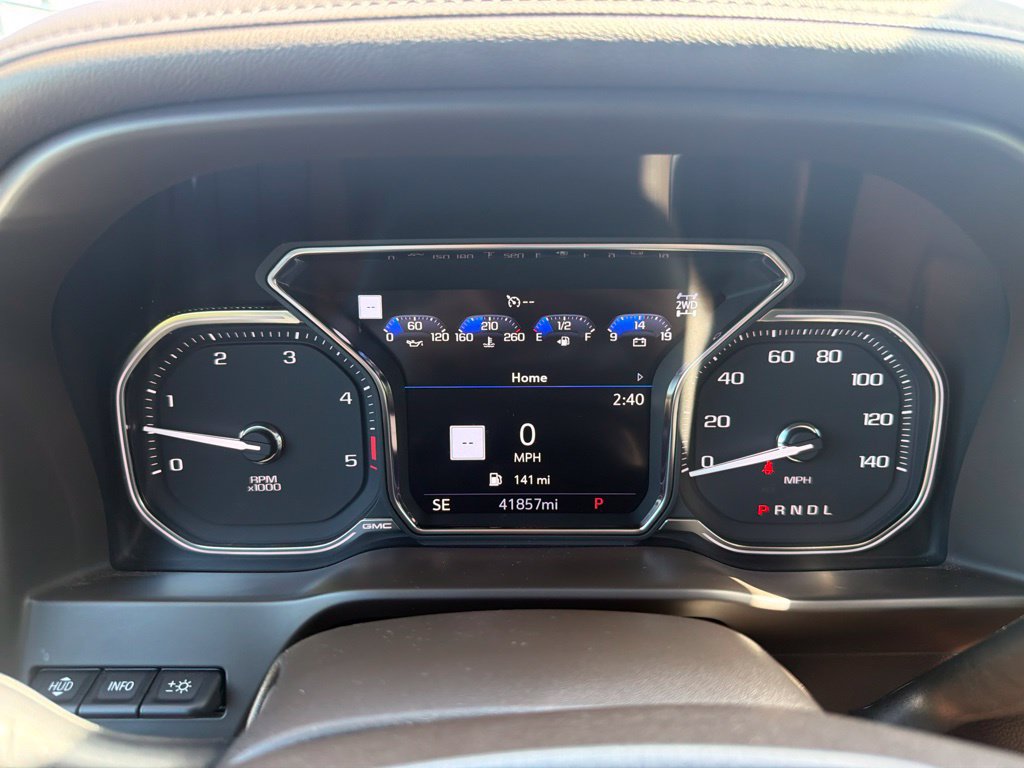 Used 2020 GMC Sierra 3500 Denali w/ Denali Ultimate Package AWD/4WD image 33
