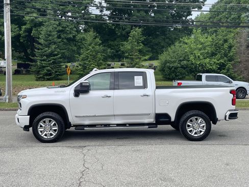 Certified 2024 Chevrolet Silverado 3500 High Country w/ High Country Premium Package AWD/4WD image 6