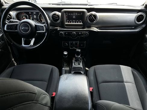 Used 2021 Jeep Wrangler Unlimited Sahara AWD/4WD image 10