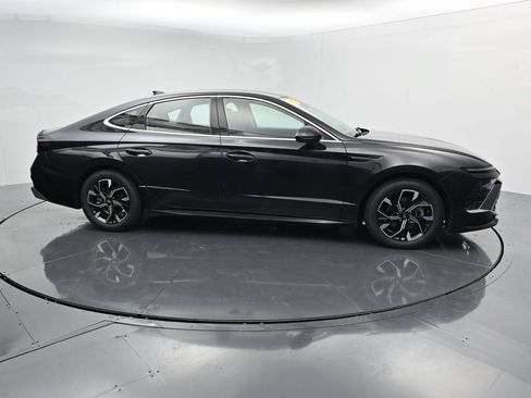 Used 2024 Hyundai Sonata SEL FWD image 9