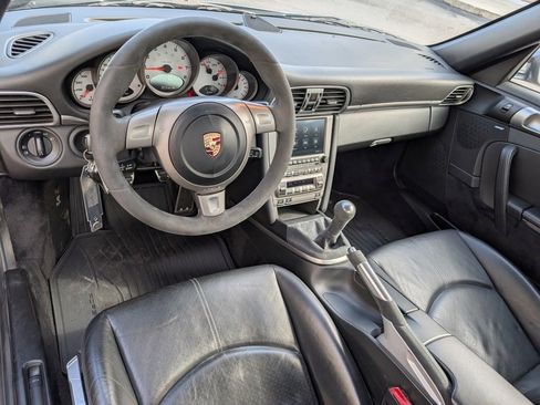 Used 2005 Porsche 911 Carrera S image 11
