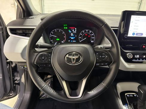 Used 2024 Toyota Corolla SE image 17