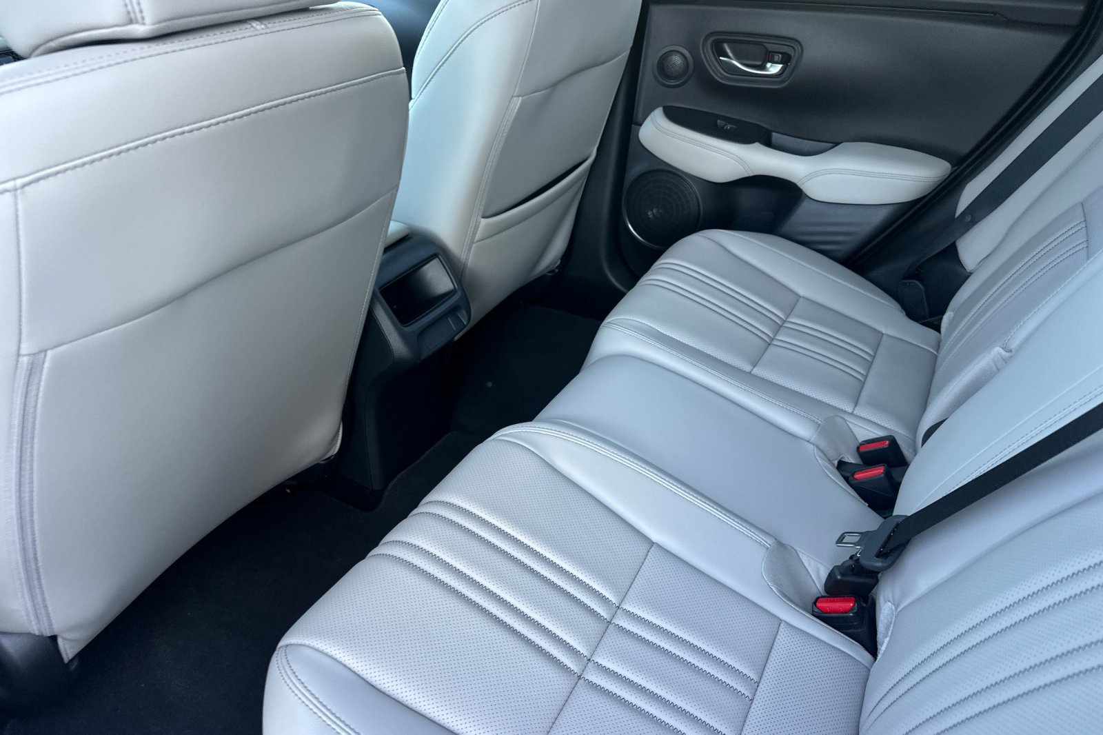 Used 2024 Honda HR-V EX-L image 14