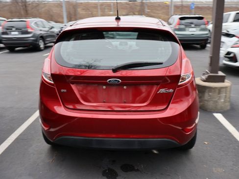 Used 2014 Ford Fiesta SE image 6