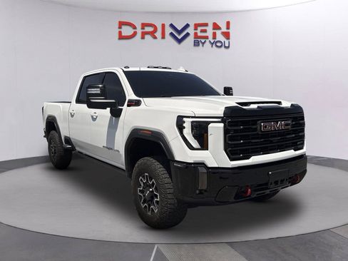 Used 2024 GMC Sierra 2500 AT4X AWD/4WD image 1