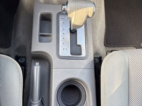 Used 2014 Nissan Frontier SV w/ SV Value Truck Package image 25