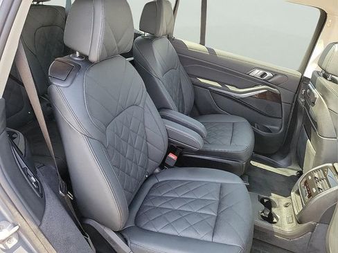 Certified 2026 BMW X7 xDrive40i AWD/4WD image 16