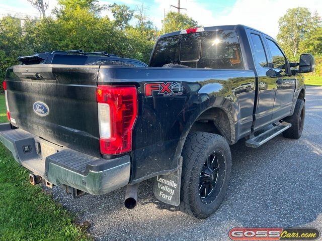 Used 2019 Ford F250 XLT w/ XLT Value Package AWD/4WD image 3
