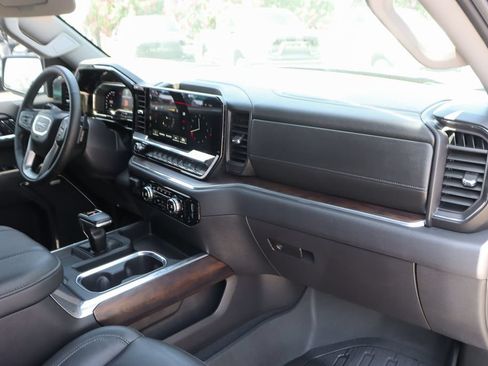 Used 2024 GMC Sierra 1500 SLT RWD image 37