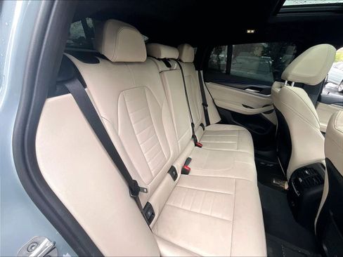 Used 2024 BMW X4 M40i AWD/4WD image 27