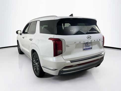 Used 2023 Hyundai Palisade Calligraphy image 7