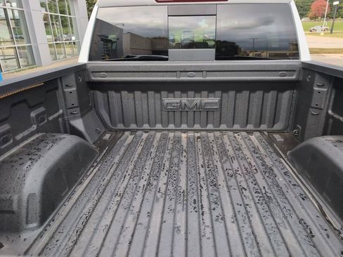 Used 2025 GMC Sierra 1500 SLT w/ SLT Premium Plus Package image 10