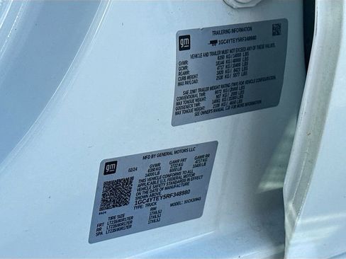 Certified 2024 Chevrolet Silverado 3500 LT image 31