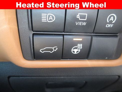 Used 2023 Toyota Highlander Platinum AWD/4WD image 32
