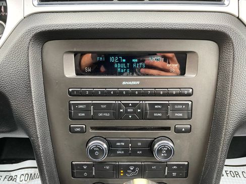 Used 2013 Ford Mustang GT Premium w/ Comfort Pkg image 20