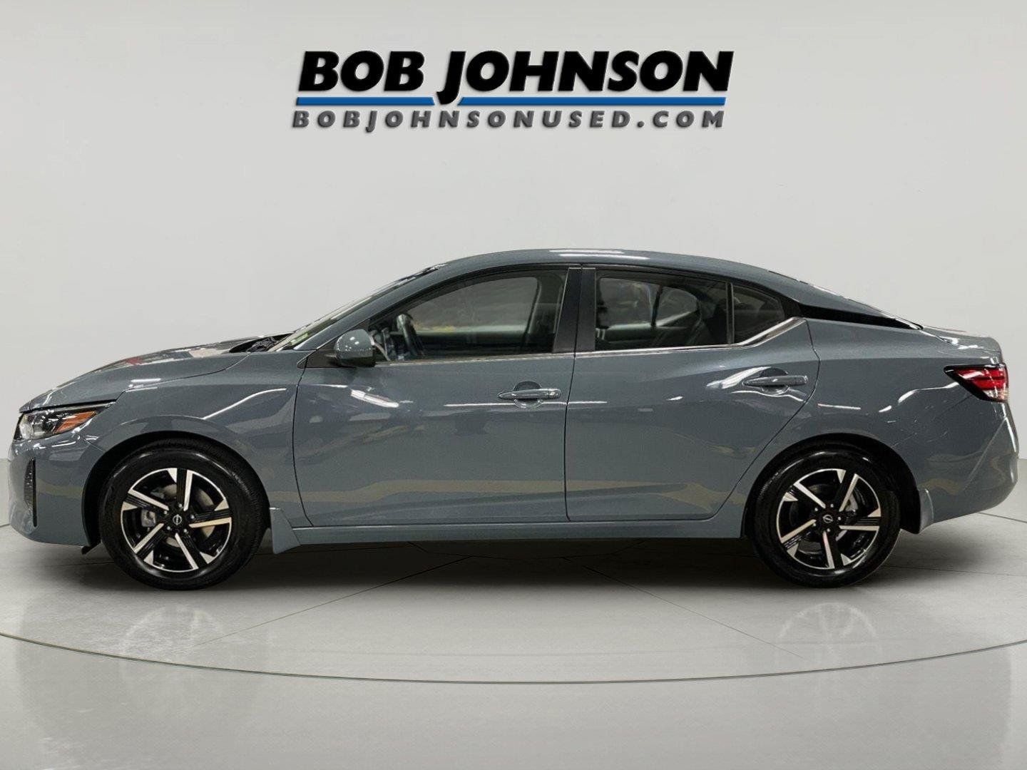Used 2025 Nissan Sentra SV w/ All-Weather Package FWD image 4