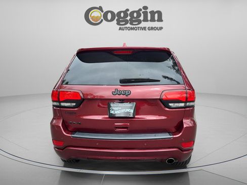 Used 2020 Jeep Grand Cherokee Altitude image 4