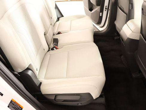 Certified 2026 Hyundai Santa Fe SEL image 14