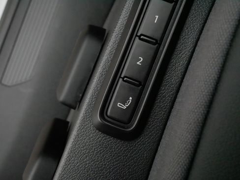 Used 2023 Volkswagen ID.4 Pro S AWD/4WD image 30