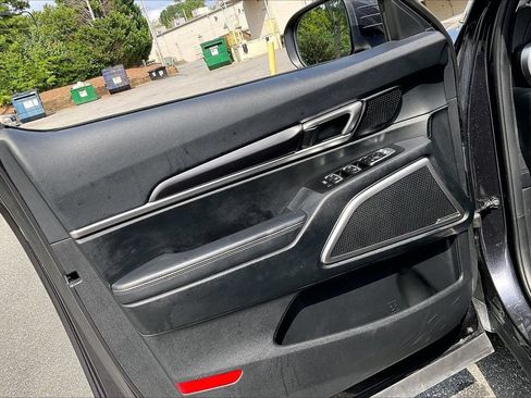 Used 2025 Kia Telluride S FWD image 28