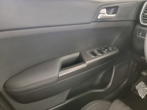 Used 2020 Kia Sportage LX FWD image 29