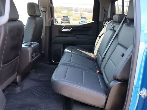 Used 2024 Chevrolet Silverado 1500 RST AWD/4WD image 38