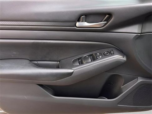 Used 2021 Nissan Altima 2.5 S image 16