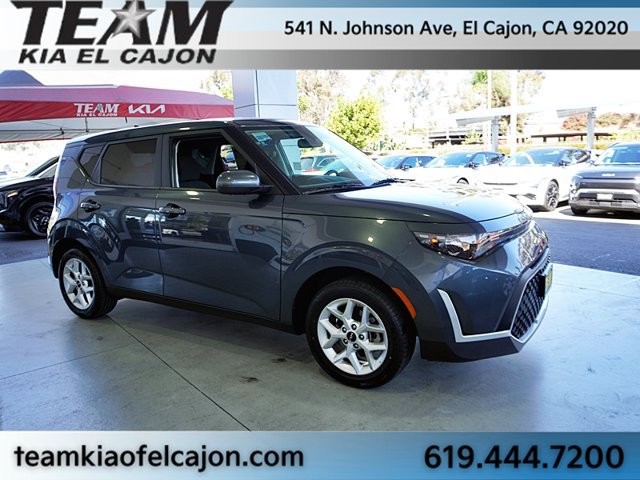Certified 2025 Kia Soul LX w/ LX Technology Package FWD image 10