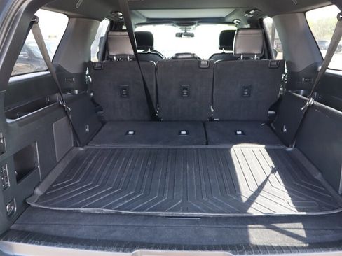 Used 2021 Ford Expedition Max Limited AWD/4WD image 16
