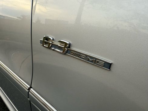 Used 2008 Mercedes-Benz E 63 AMG 4dr Sdn 6.3L AMG RWD image 46